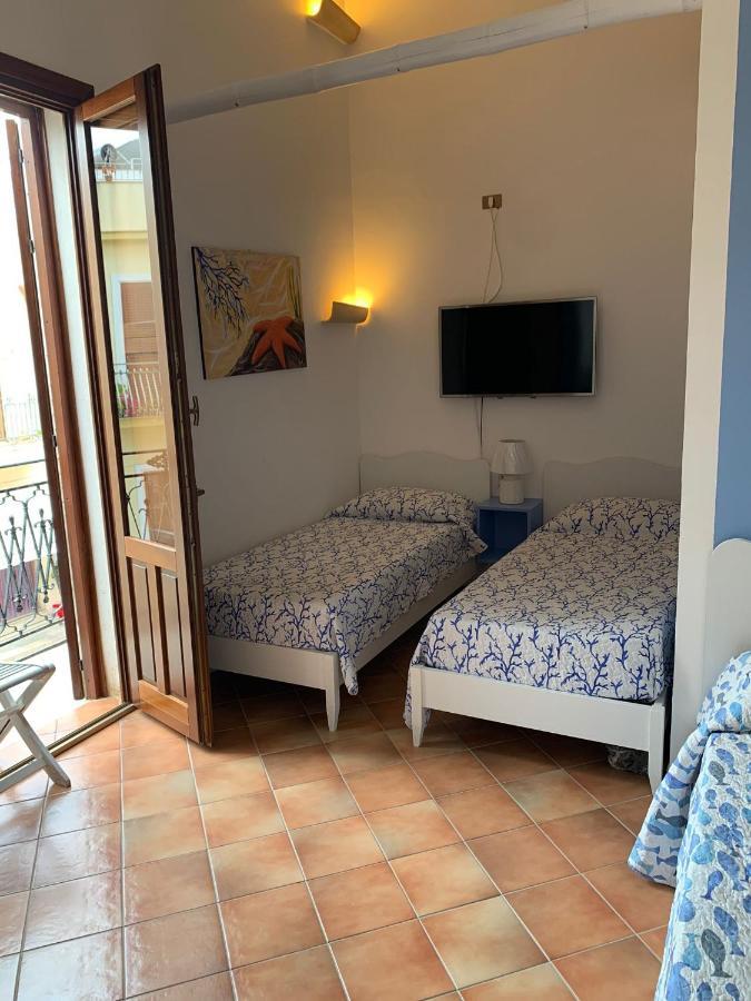 Apartment With Terraces And Private Jacuzzi - San Vito 400M From Beach San Vito Lo Capo Eksteriør bilde