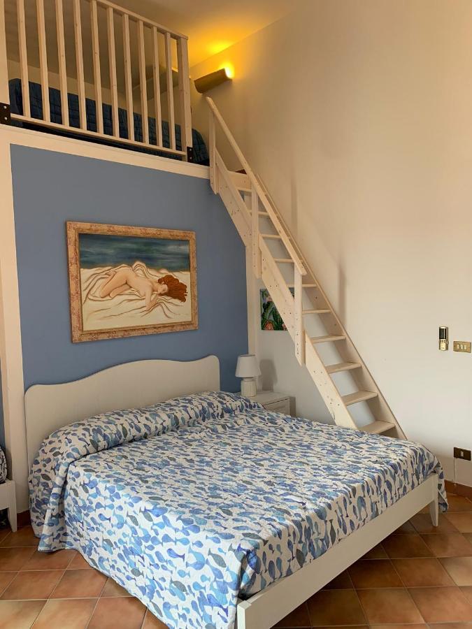 Apartment With Terraces And Private Jacuzzi - San Vito 400M From Beach San Vito Lo Capo Eksteriør bilde